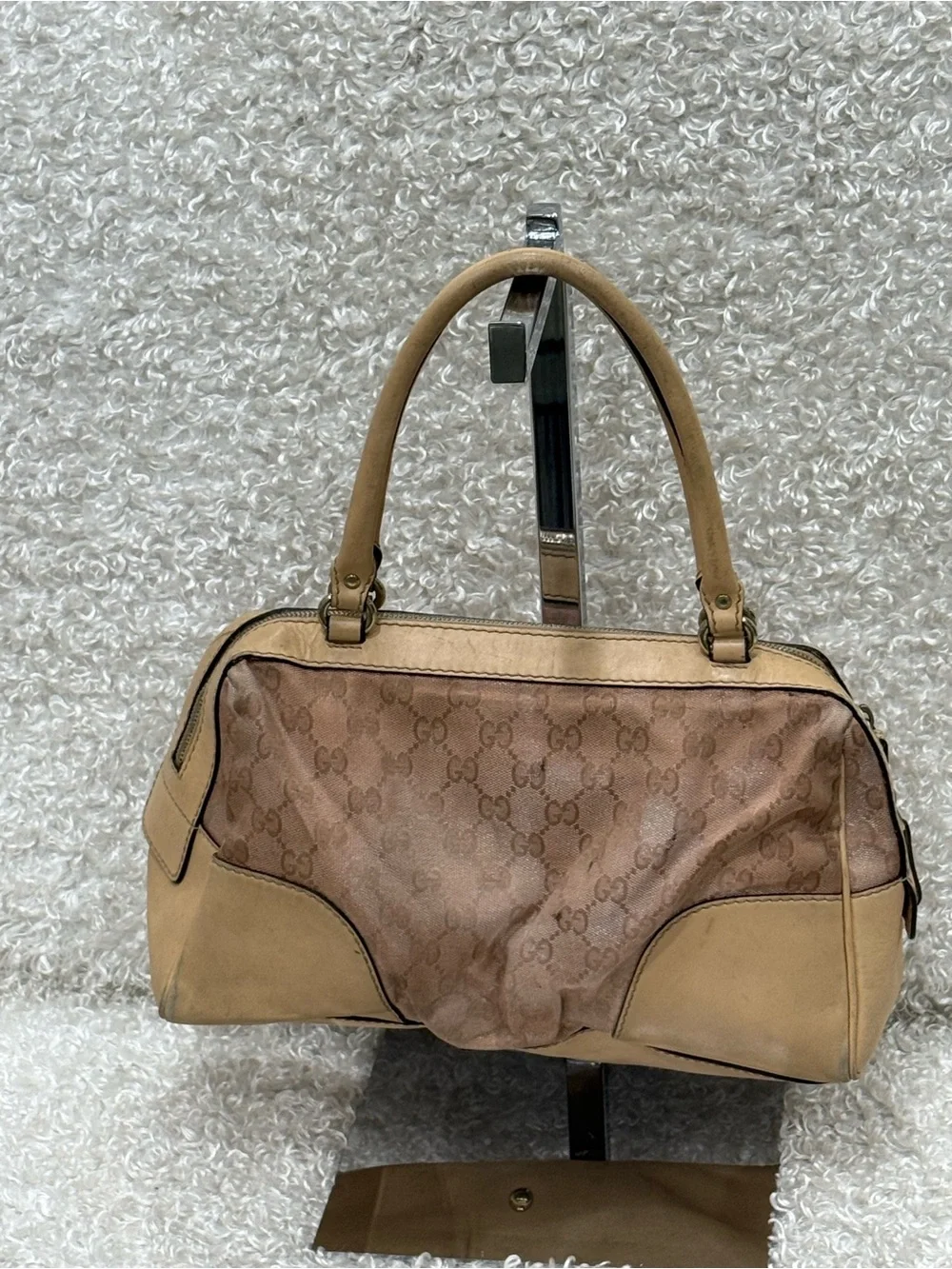 Gucci boston heart